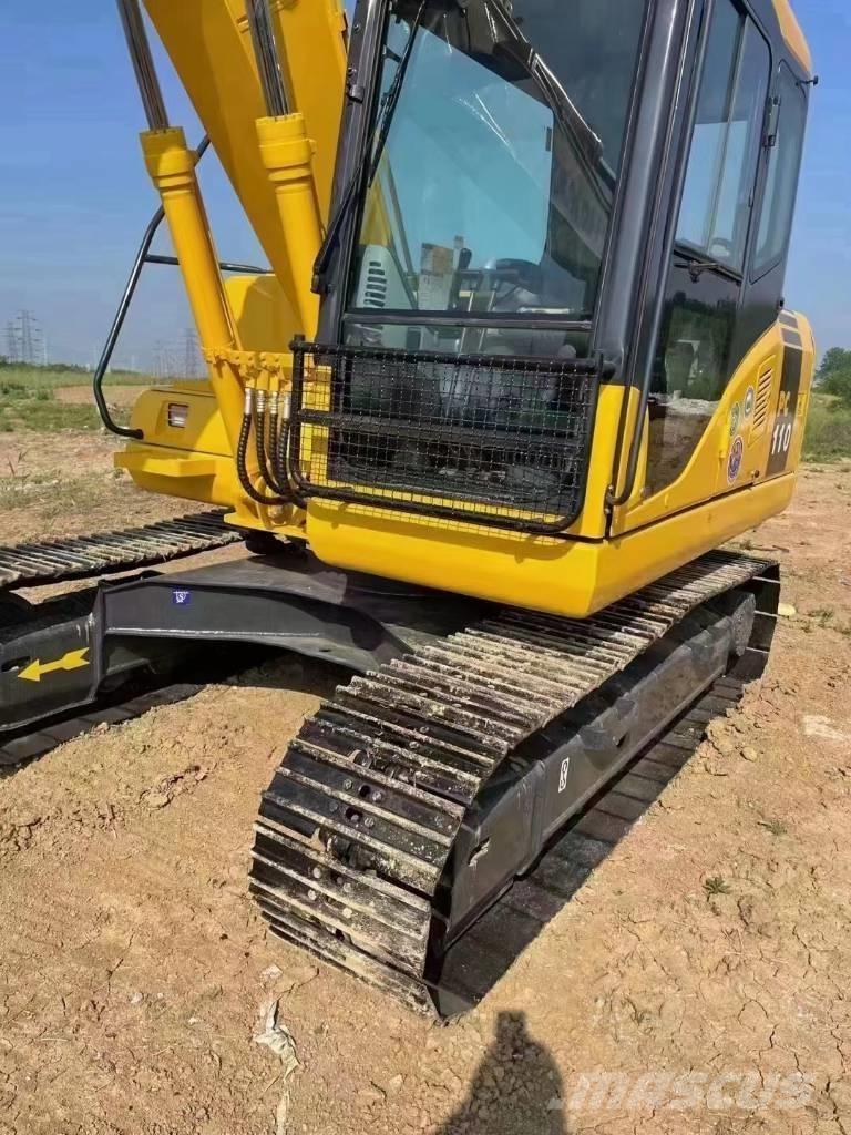 Komatsu PC 110 حفارات زحافة
