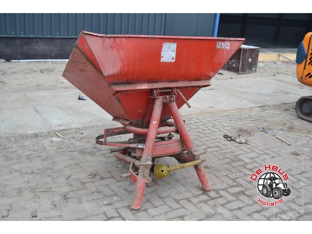 Lely 1250 معدات فرد المواد المعدنية