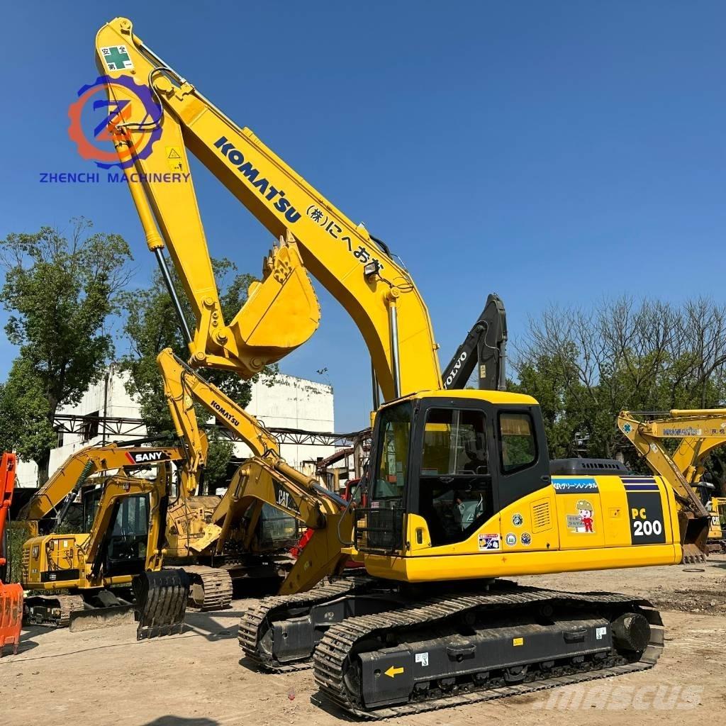 Komatsu PC 200-7 حفارات زحافة
