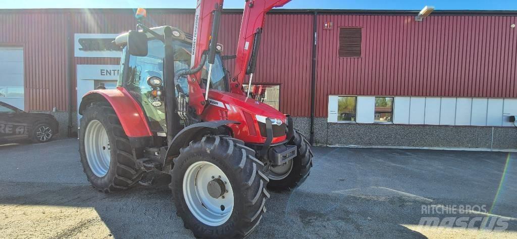 Massey Ferguson 5612 الجرارات
