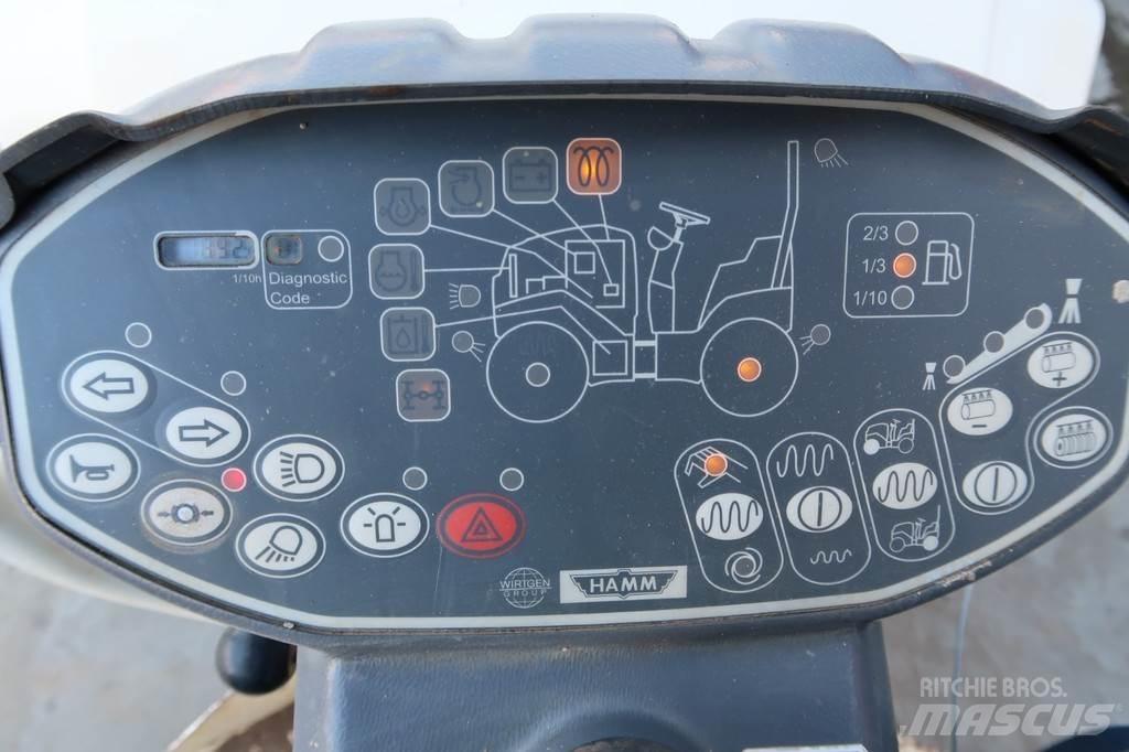 Hamm HD 12 VV مداحل ثنائية الاسطوانة