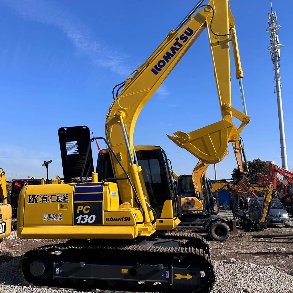 Komatsu PC 130-7 حفارات زحافة
