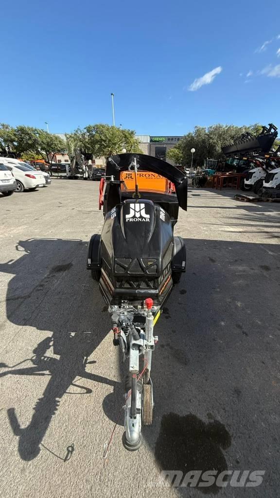 Pronar MR-15 المطاحن الجذابة