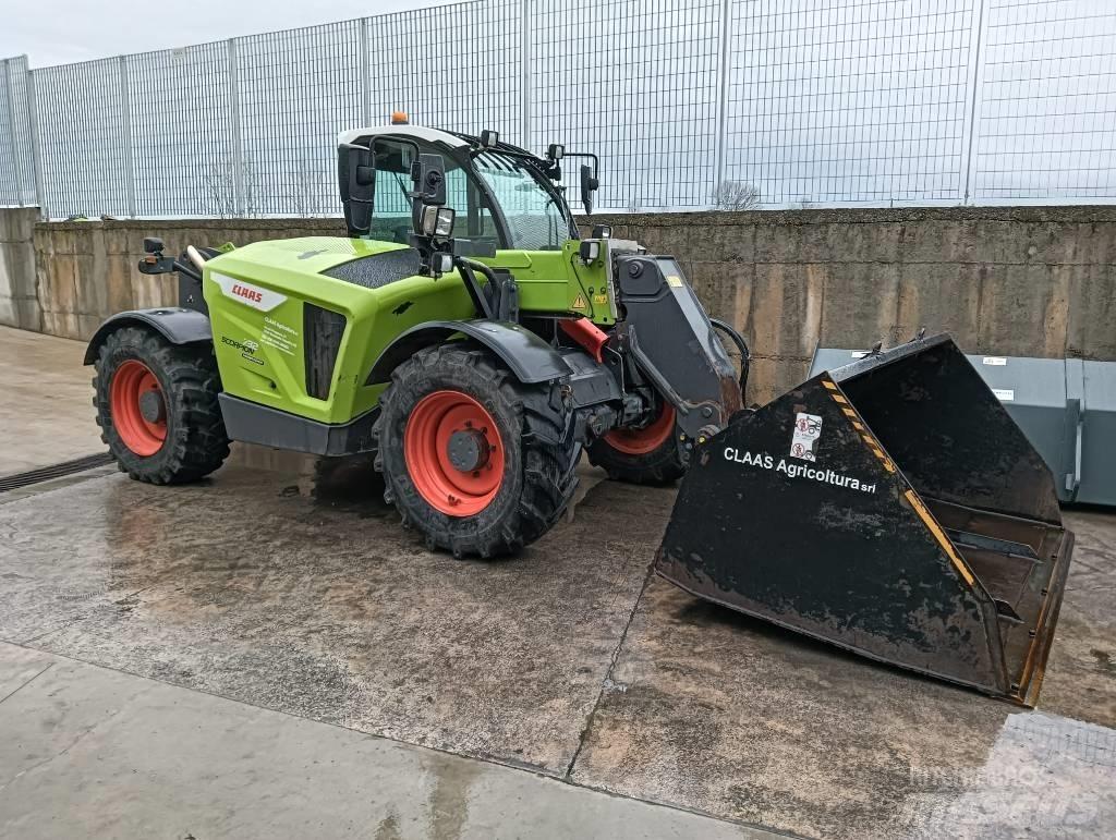 CLAAS Scorpion 732 معدات مناولة لأغراض الزراعة