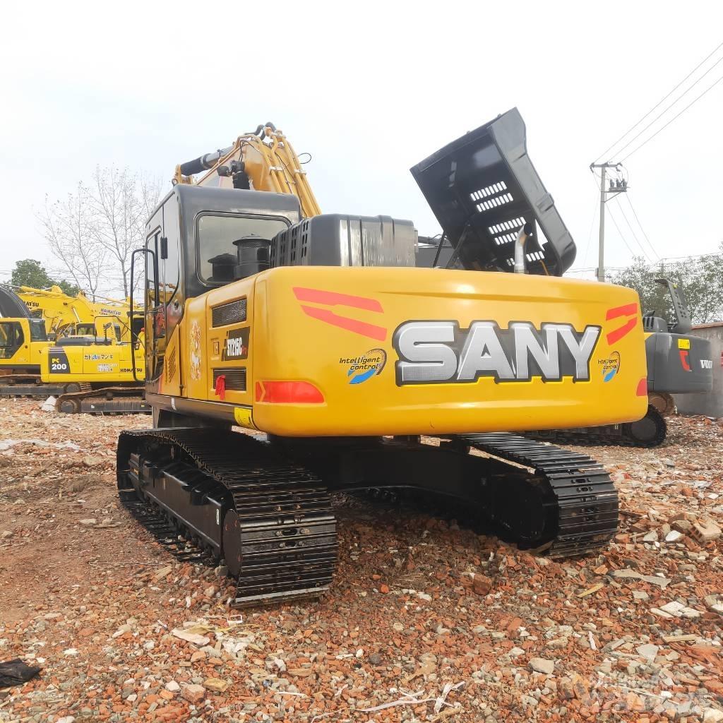 Sany SY 215 C حفارات زحافة