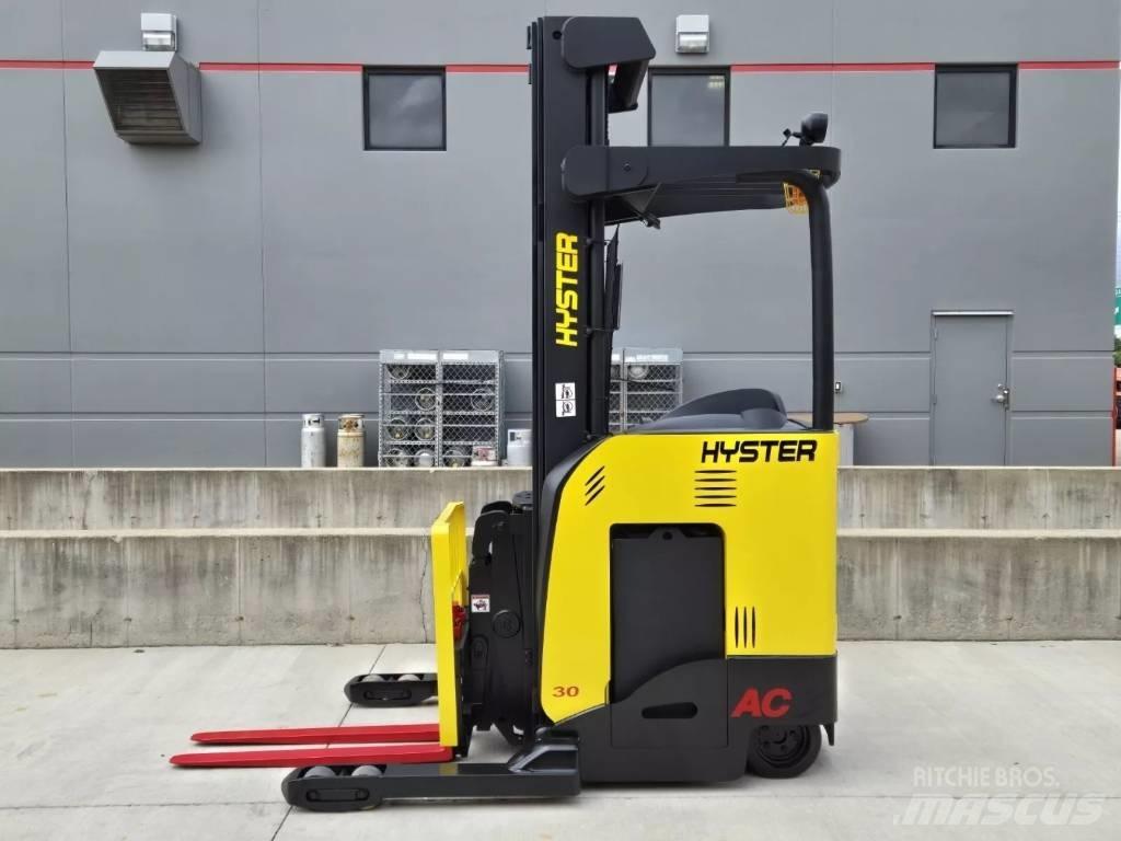 Hyster N30ZDR2-16.5 شاحنات ذات رافعات شوكية تعمل بالكهرباء