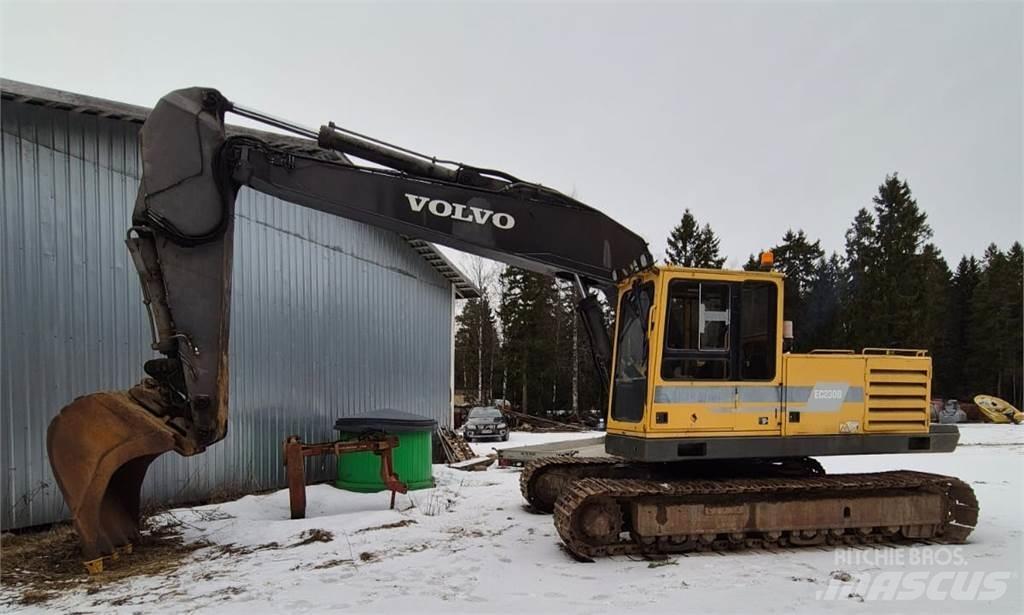 Volvo EC 230B حفارات زحافة