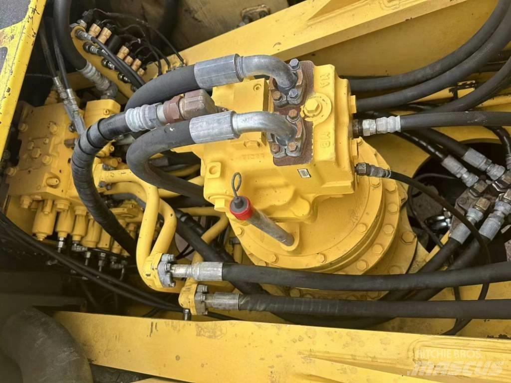 Komatsu PC 400-7 حفارات زحافة