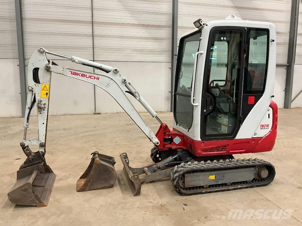 Takeuchi TB 216 حفارات صغيرة أقل من 7 طن (حفارات صغيرة)