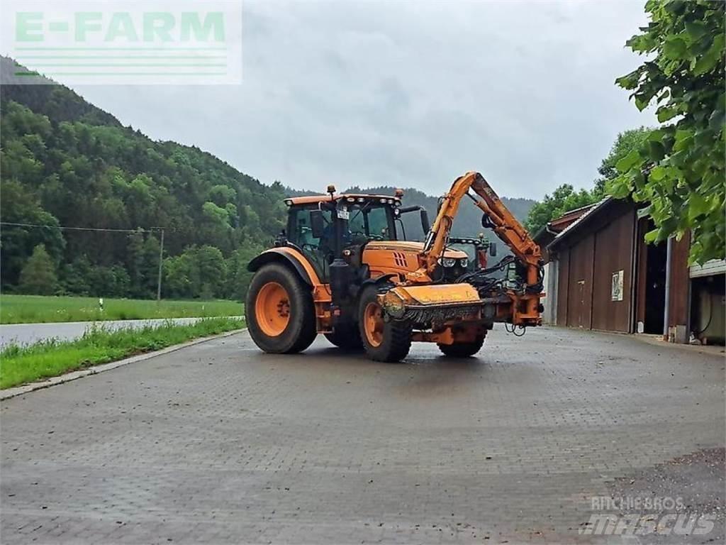 John Deere 6145r الجرارات
