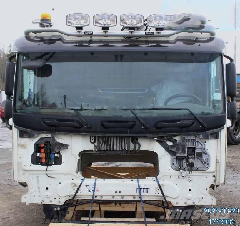 DAF XF 510 كابينة والداخلية