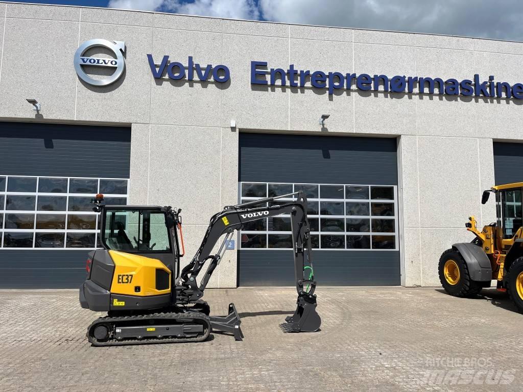 Volvo EC37F حفارات صغيرة أقل من 7 طن (حفارات صغيرة)