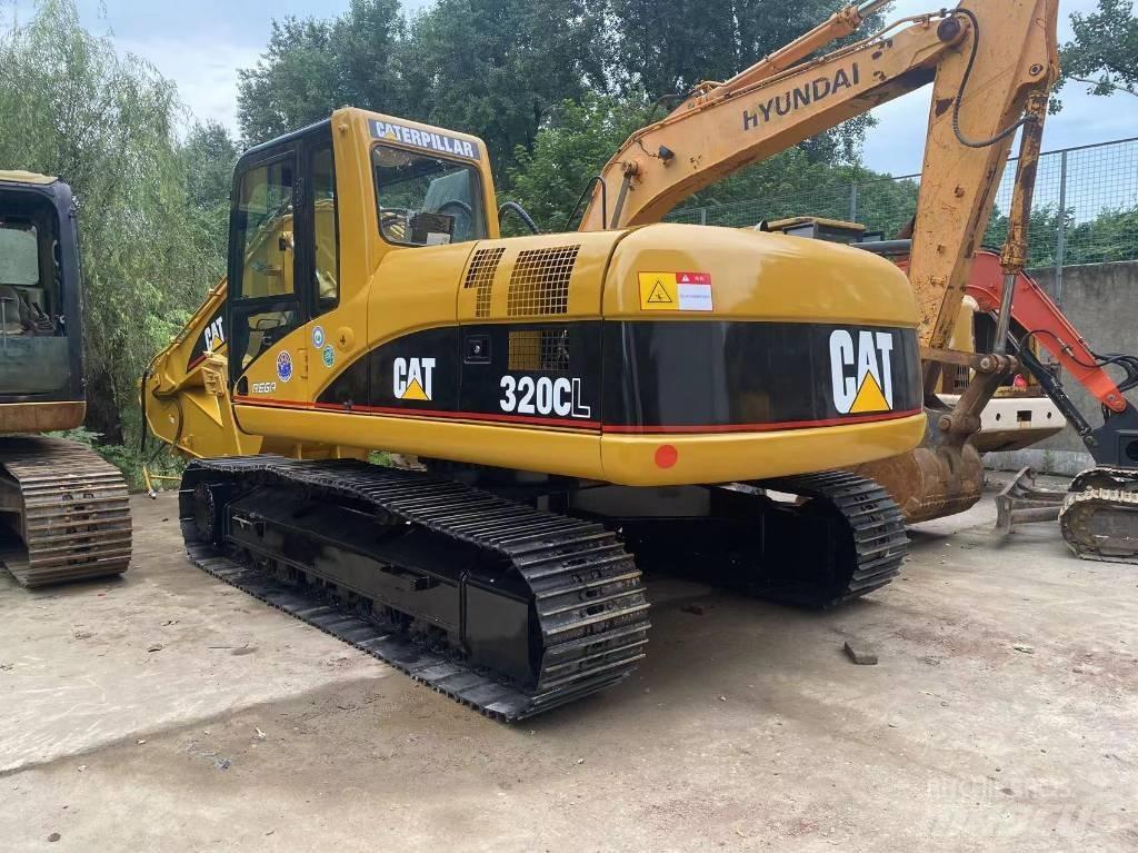 CAT 320 C L حفارات زحافة