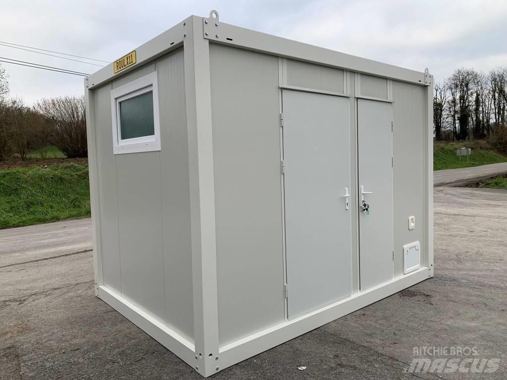 BASE DE VIE 2.4X3.5M حاويات خاصة