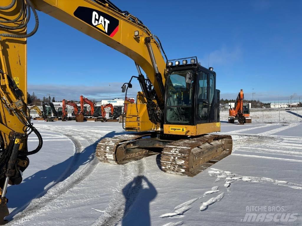 CAT 325 FL CR حفارات زحافة