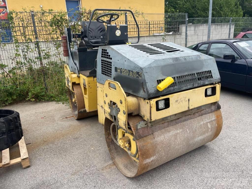 Bomag BW 120 AD-3 مداحل ثنائية الاسطوانة