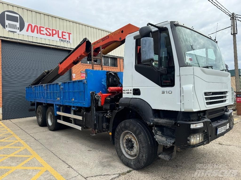 Iveco Trakker 310 شاحنات الرافعات