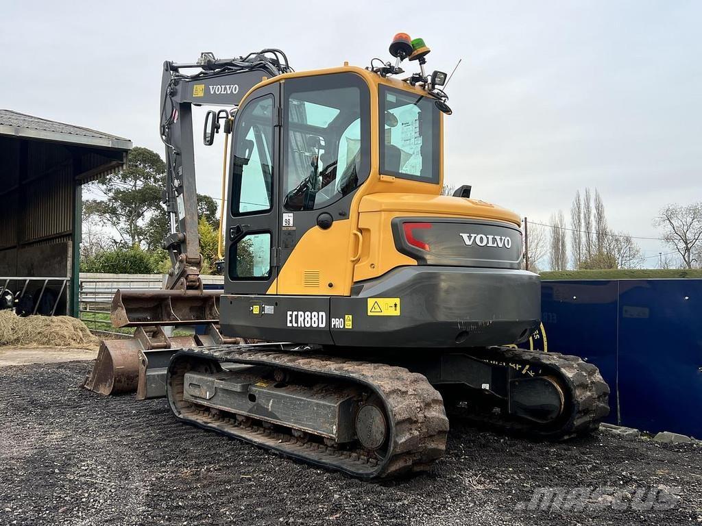 Volvo ECR88D PRO حفارات خاصة