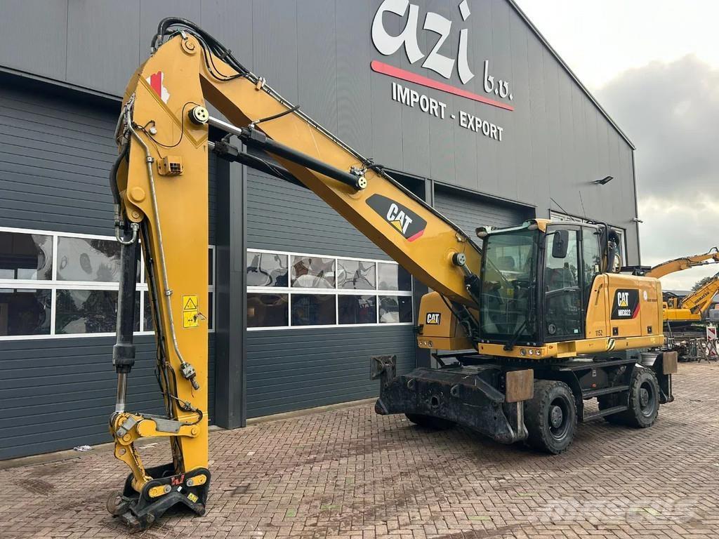 CAT MH3022 مناولات المخلفات / مناولات صناعية