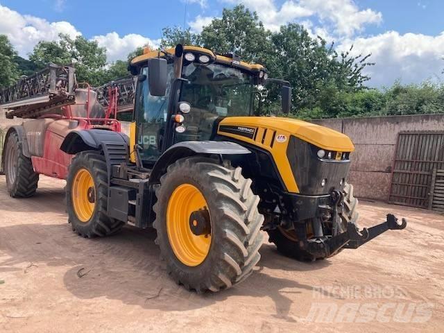 JCB Fastrac 4220 الجرارات