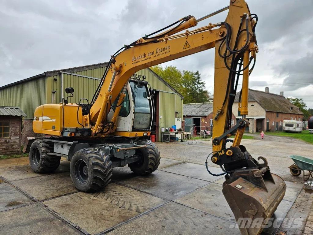 Liebherr A 314 حفارات بعجل