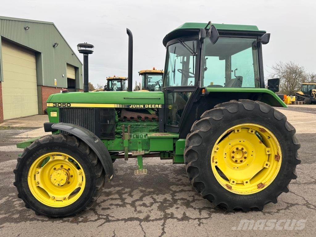 John Deere 3050 HL الجرارات