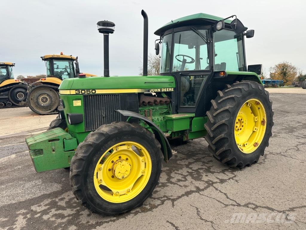 John Deere 3050 HL الجرارات