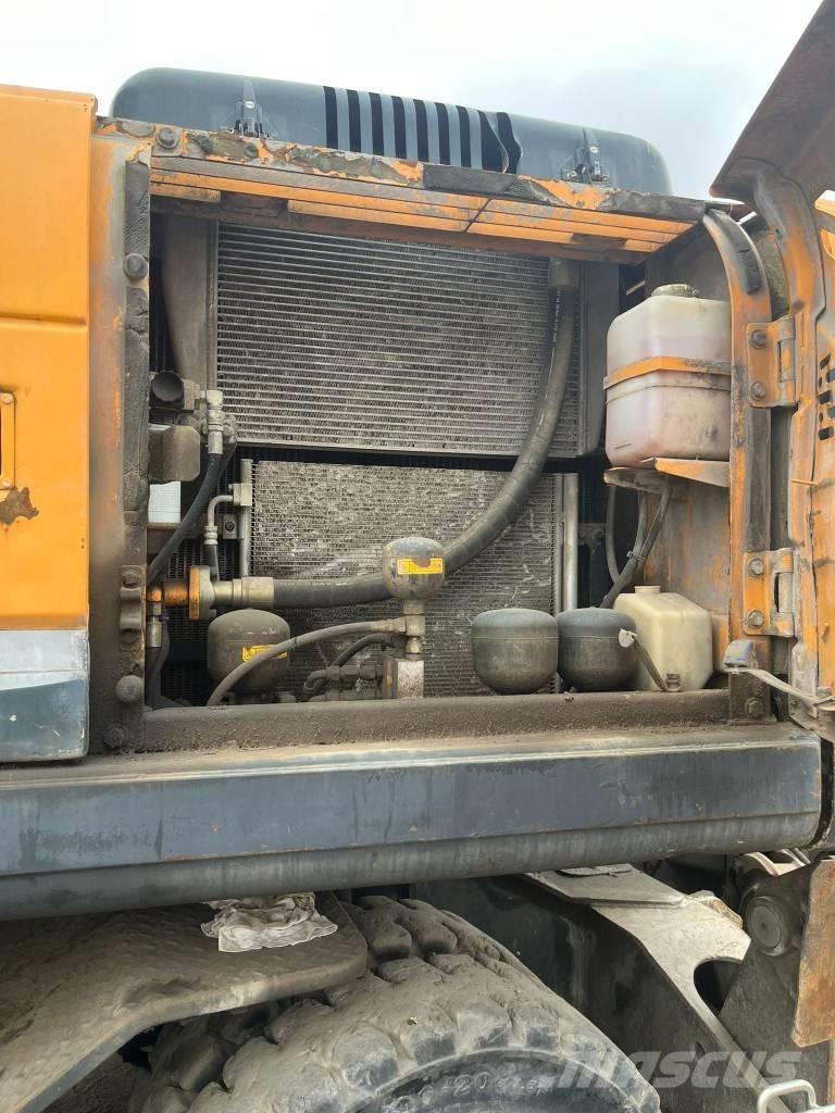 Hyundai R210W-9MH مناولات المخلفات / مناولات صناعية