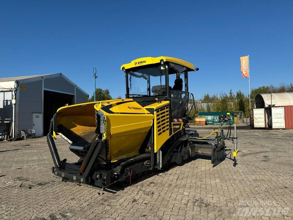 Bomag BF 300 C-2 معدات السفلتة