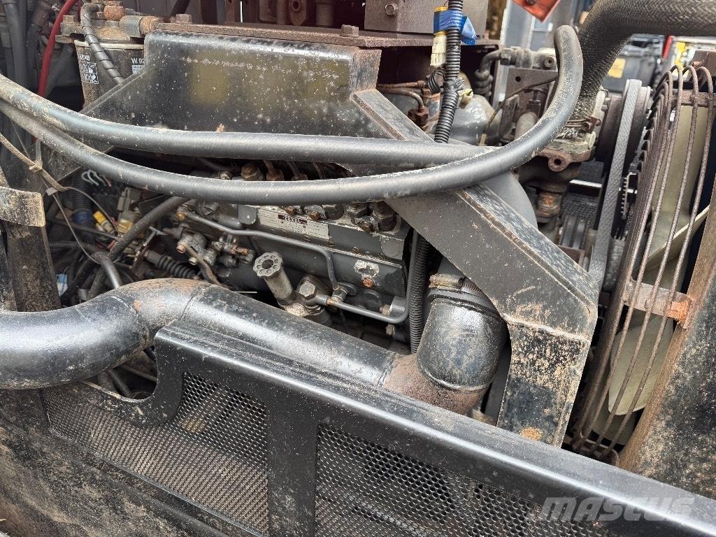 Kubota KM 120 D الجرارات