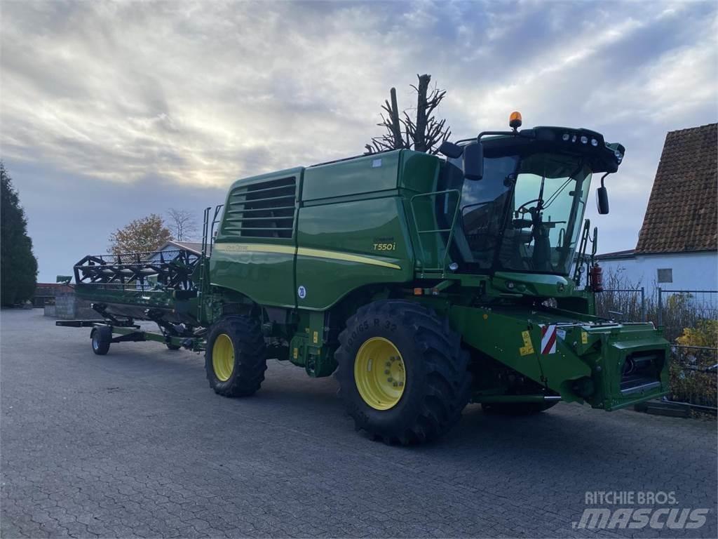 John Deere T550 حصادات