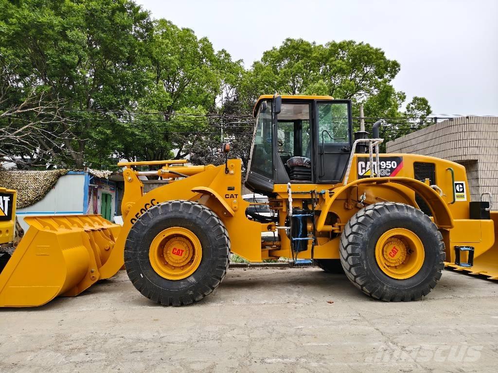 CAT 950 GC لوادر بعجل