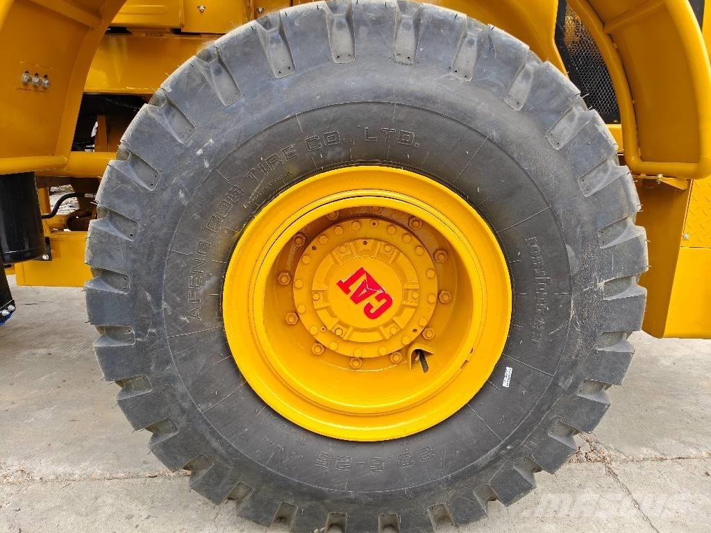 CAT 950 GC لوادر بعجل
