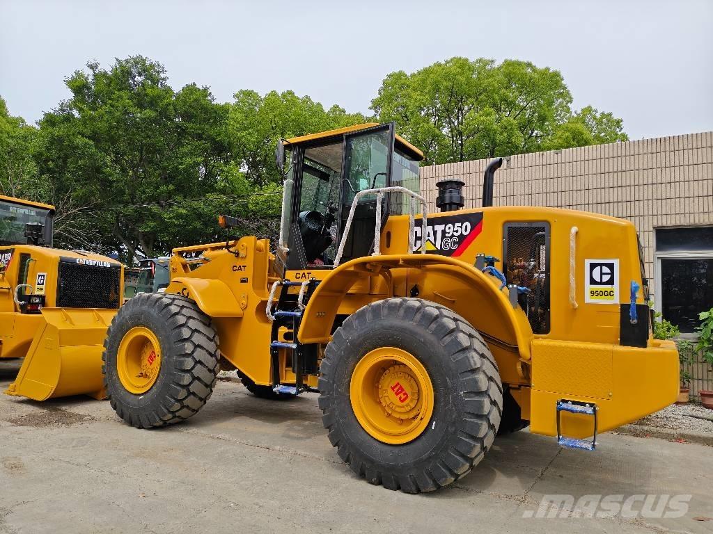 CAT 950 GC لوادر بعجل