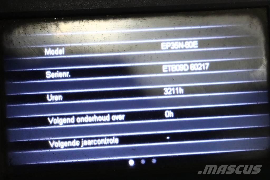 CAT EP35N شاحنات ذات رافعات شوكية تعمل بالكهرباء