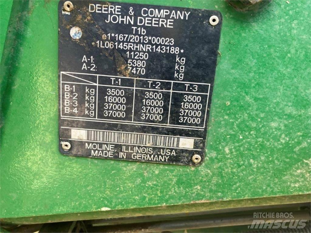 John Deere 6145R الجرارات