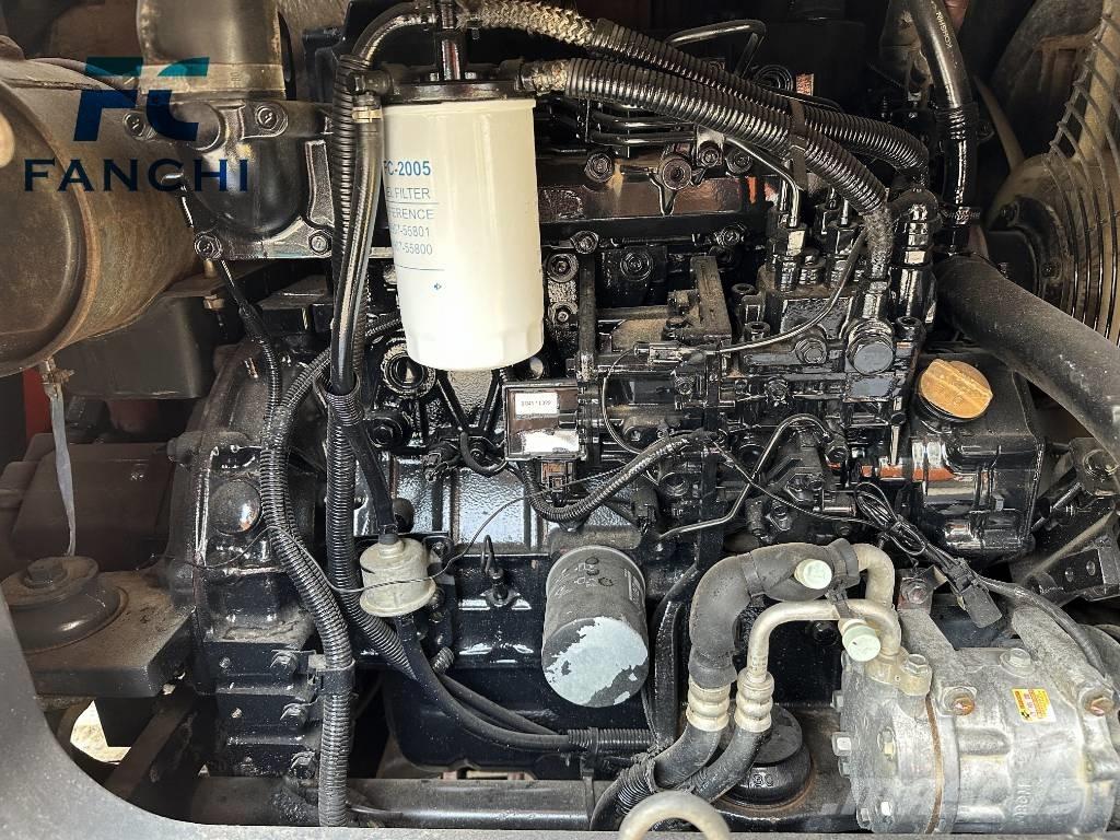 Hitachi zx 68 حفارات زحافة