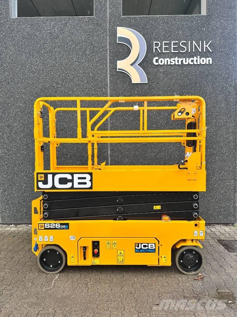 JCB 2632e رافعات مقصية الشكل