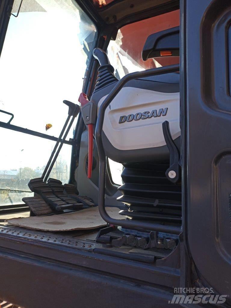 Doosan DX340LC-5 لوادر ذات جرافات عكسية