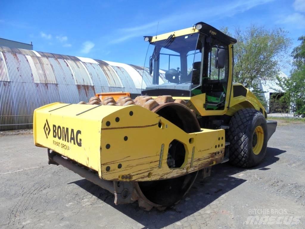 Bomag BW 219 PDH-5 مداحل أحادية الأسطوانة