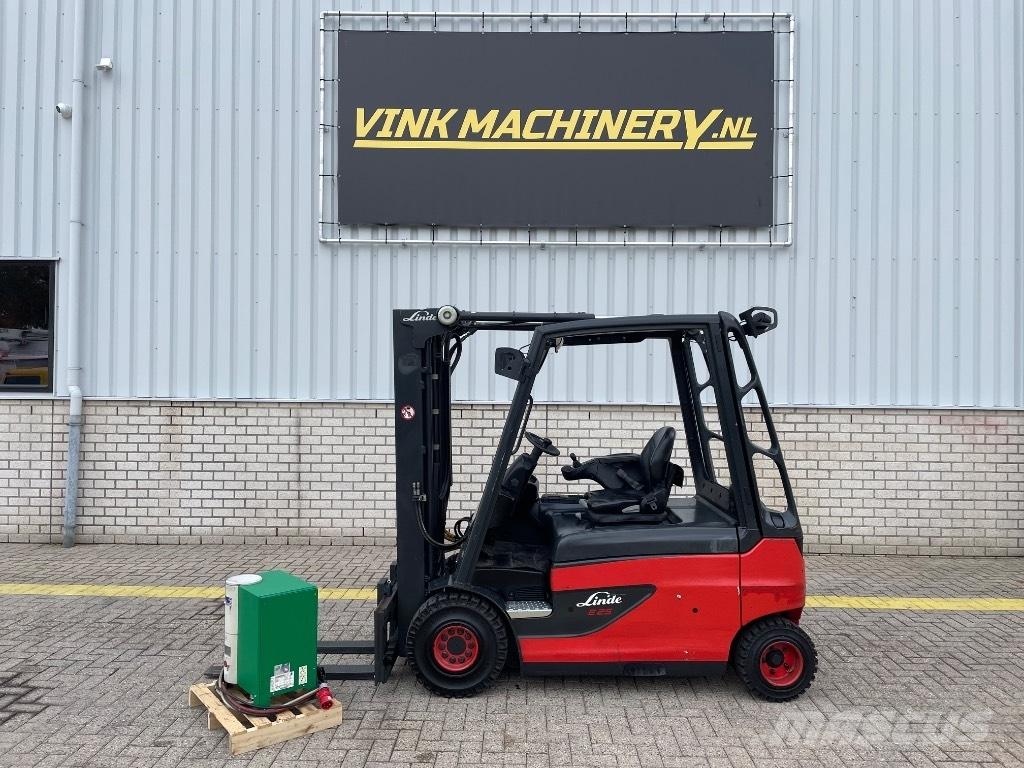 Linde E 25 L-01 شاحنات ذات رافعات شوكية تعمل بالكهرباء