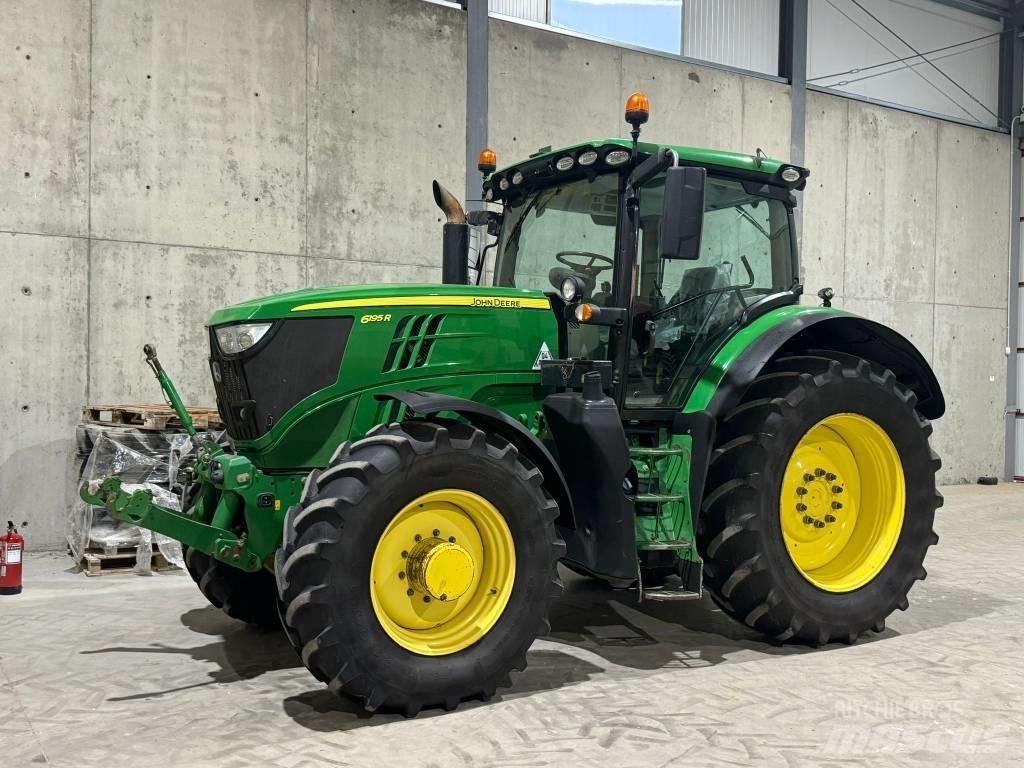 John Deere 6195 R الجرارات