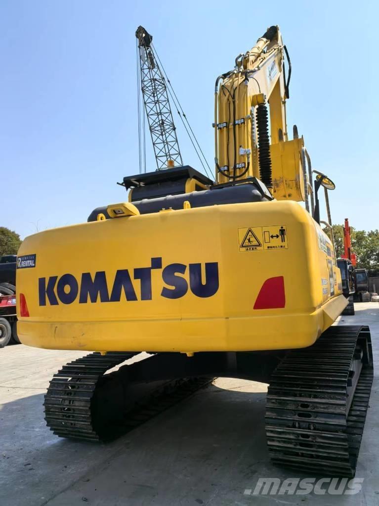 Komatsu PC 220-8 حفارات زحافة
