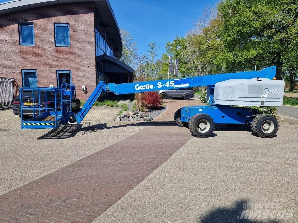 Genie S-45 رافعات سلة تلسكوبية