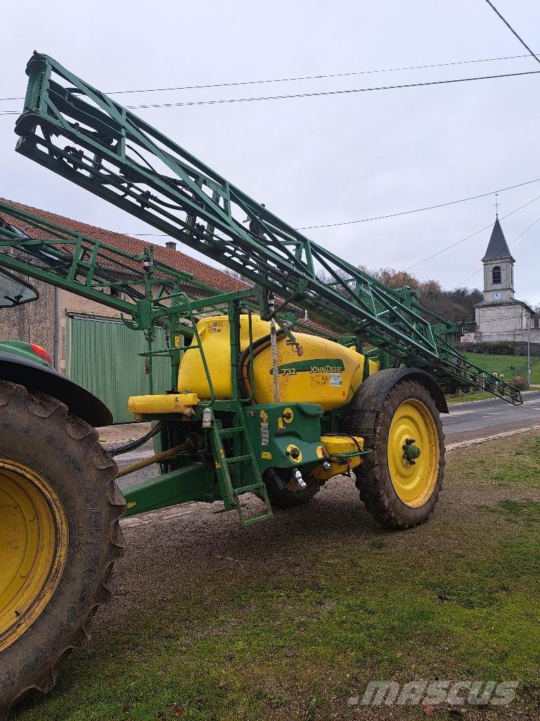 John Deere 732 الرشاشات