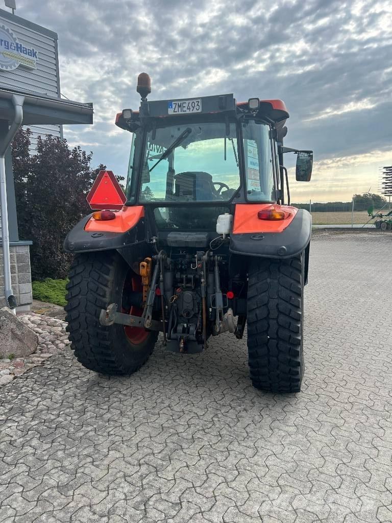 Kubota M 5-111 الجرارات