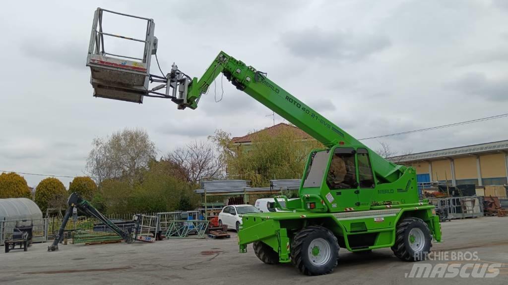 Merlo 40.21 مناولات متداخلة