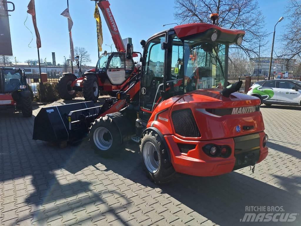 Manitou MLA 5-50 H لوادر صغيرة