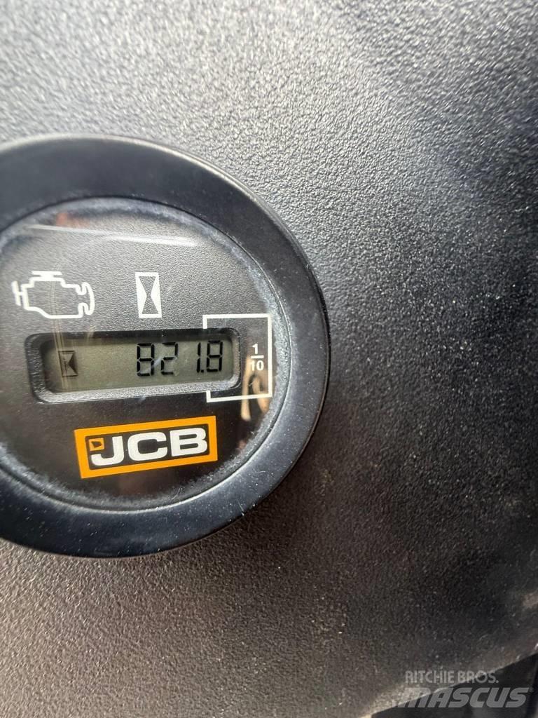 JCB 16 C-1, 821h حفارات صغيرة أقل من 7 طن (حفارات صغيرة)