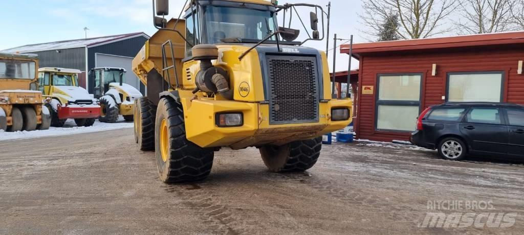 Bell B 30 D 6X6 ساحبات مفصلية